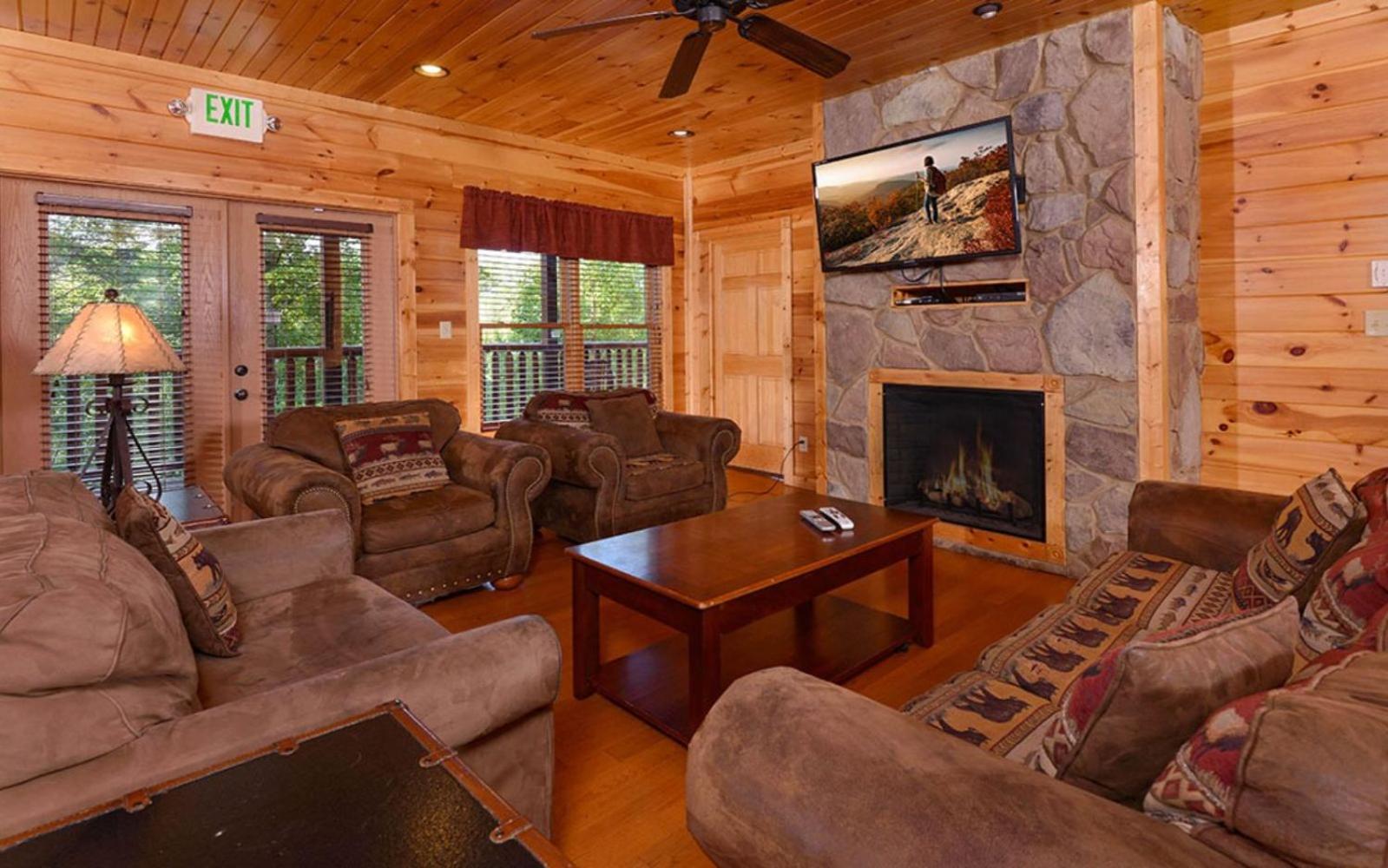 Bearskin Lodge Gatlinburg Exterior photo